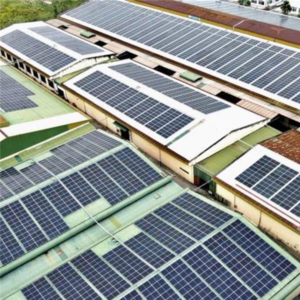 THI CÔNG HỆ THỐNG ĐIỆN MẶT TRỜI NHÀ XƯỞNG CÔNG NGHIỆP
